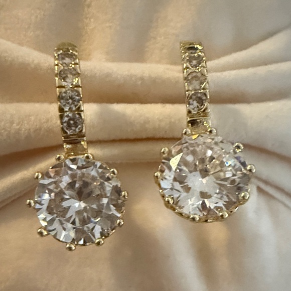 18K Gold Plated  Crystal Earrings - Picture 1 of 2